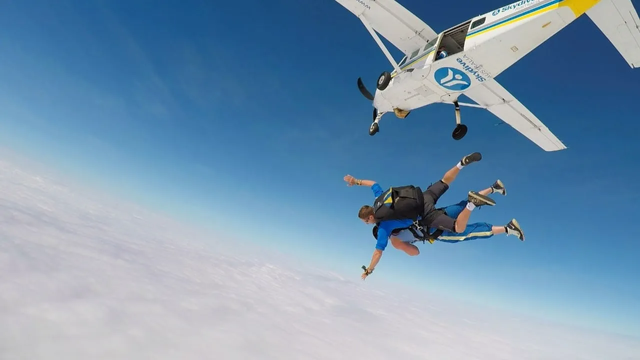 케언즈 스카이다이빙 15000ft