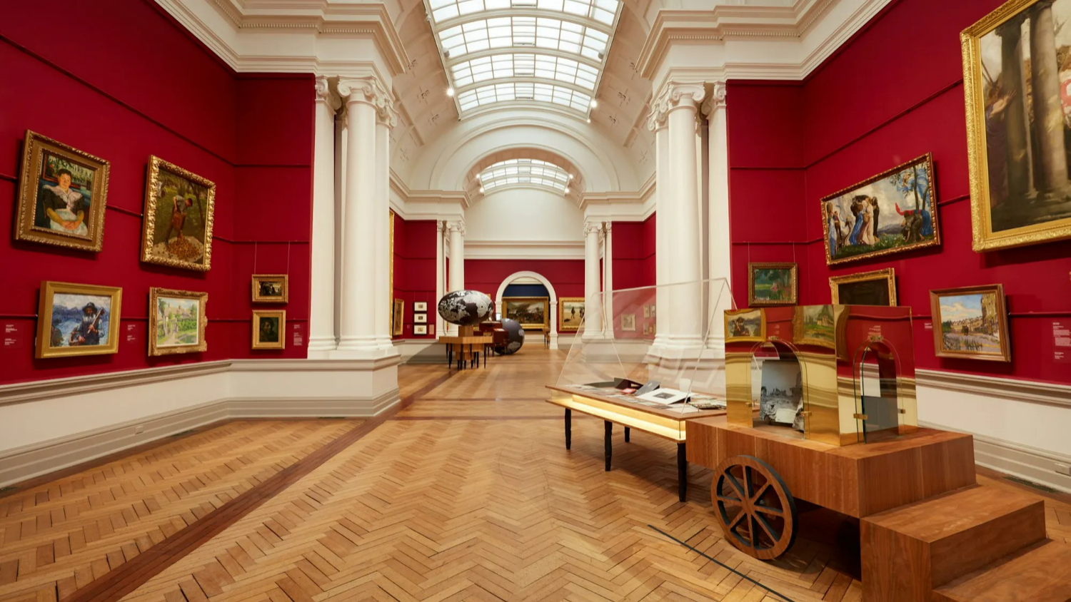 시드니 아트 갤러리 NSW: 론 뮤익 특별전 Ron Mueck Encounter