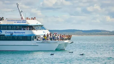 시드니 포트스테판 돌고래크루즈+모래썰매 콤보